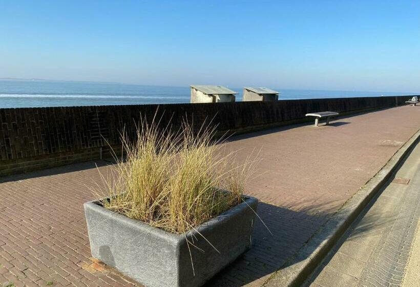 اتاق استاندارد با چشم‌انداز دریا, Belgische Loodsensociëteit