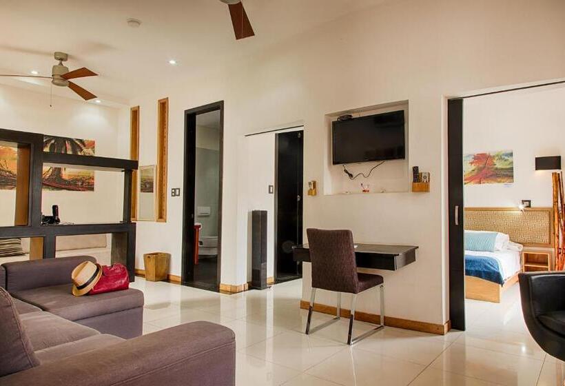 סוויטה, Boutique Casa Carolina