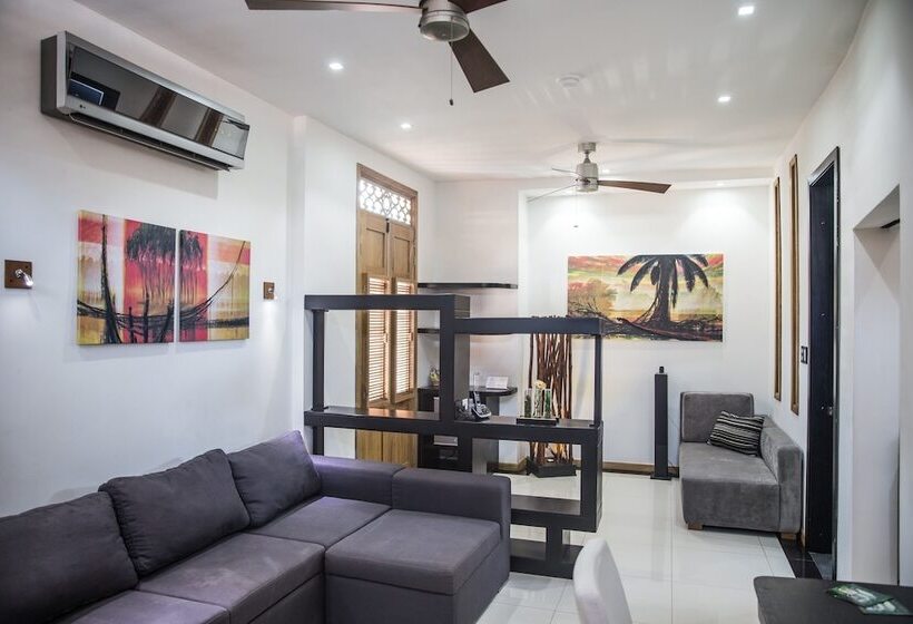 סוויטה, Boutique Casa Carolina