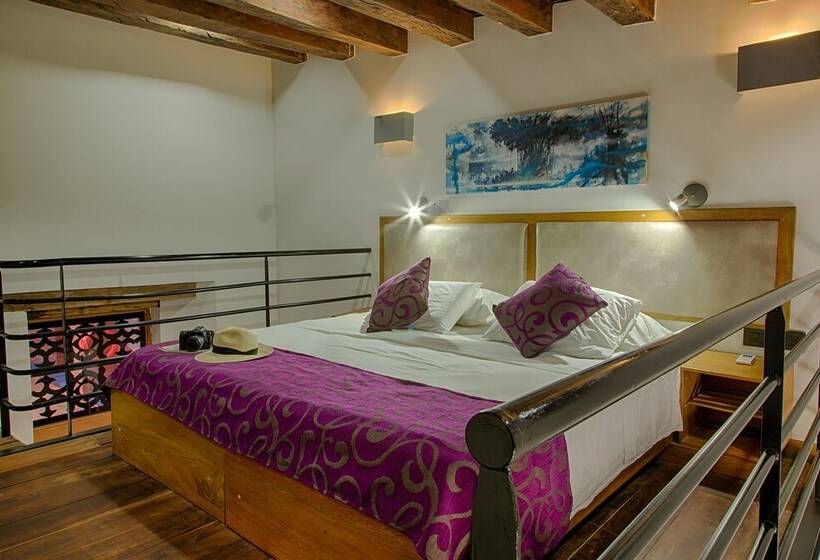 סוויטה, Boutique Casa Carolina