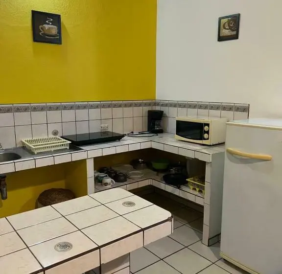 Standard-studio, Cabinas El Colibri