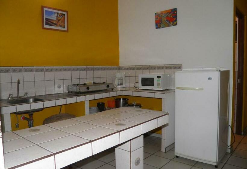 스탠다드 스튜디오, Cabinas El Colibri