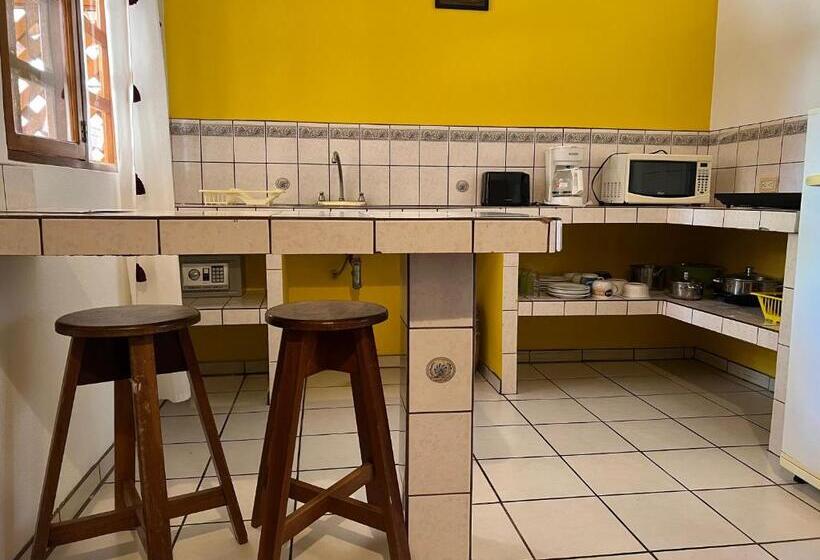Студия Стандарт, Cabinas El Colibri