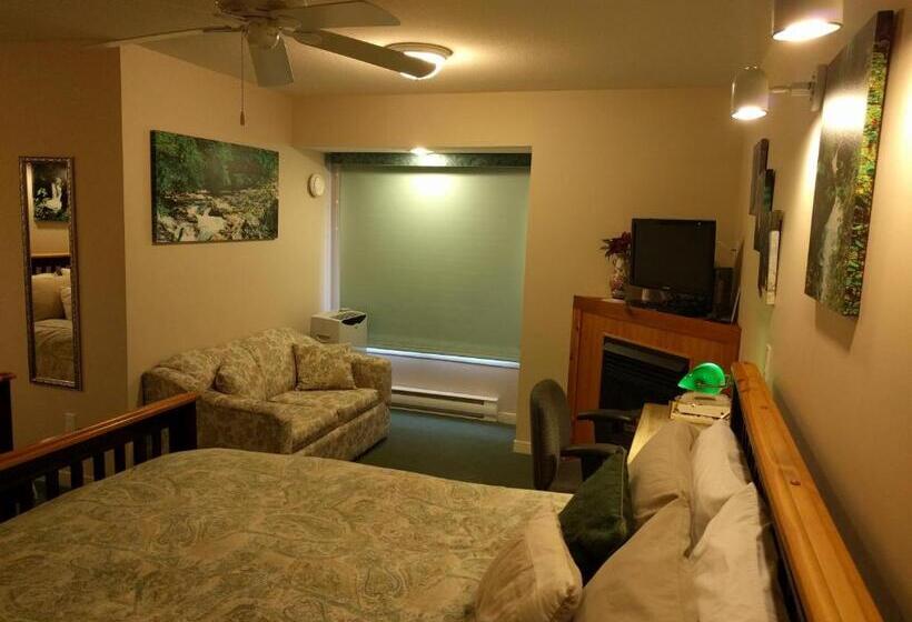 غرفة ديلوكس, Cedar Wood Lodge Bed & Breakfast Inn