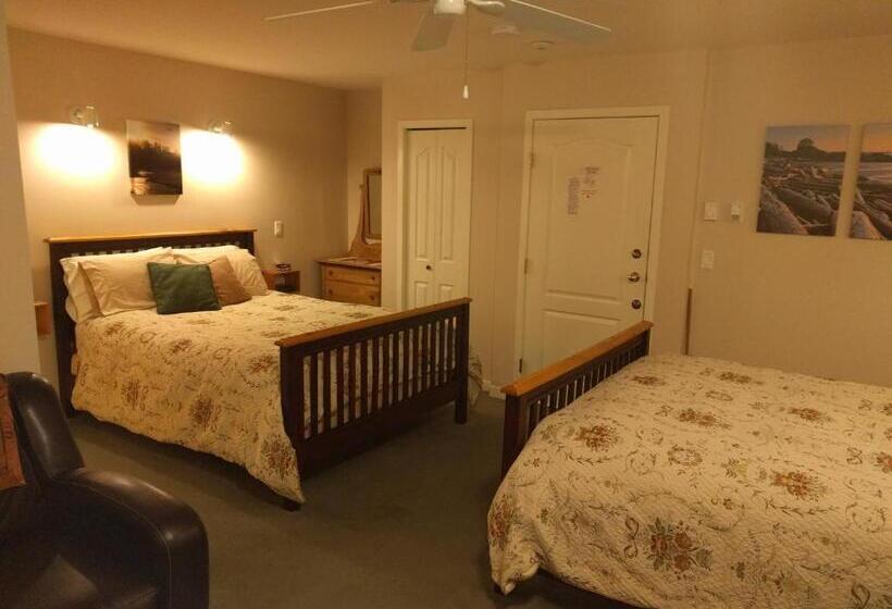 غرفة ديلوكس, Cedar Wood Lodge Bed & Breakfast Inn