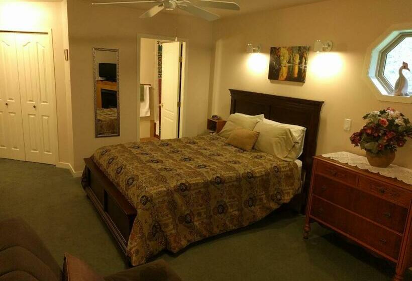غرفة قياسية, Cedar Wood Lodge Bed & Breakfast Inn