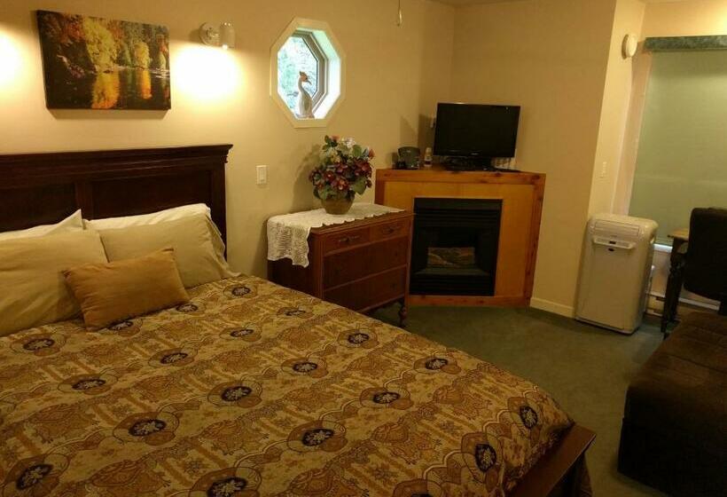 غرفة قياسية, Cedar Wood Lodge Bed & Breakfast Inn