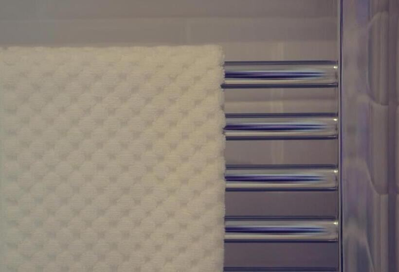 اتاق سوپریور, Charco