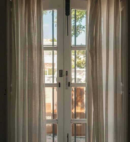 اتاق سوپریور, Charco