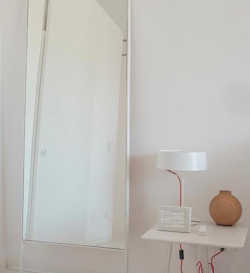 سوییت اجرایی, Charco