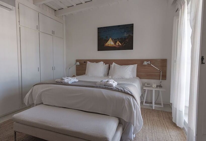 اتاق سوپریور, Charco