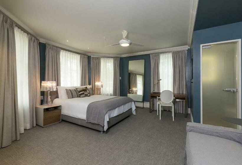 Номер Стандарт, Chez Truchon Bistro Auberge