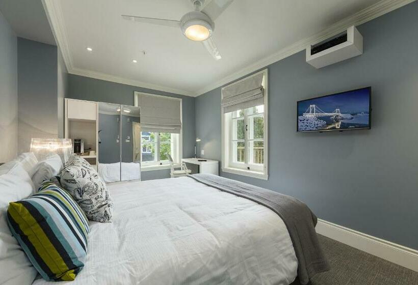 Номер Стандарт, Chez Truchon Bistro Auberge