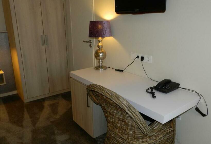 חדר סטנדרט יחיד, Edenpark