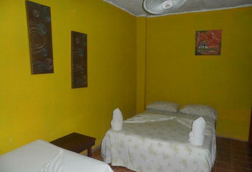 Номер Стандарт Трехместный, El Icaco Tortuguero