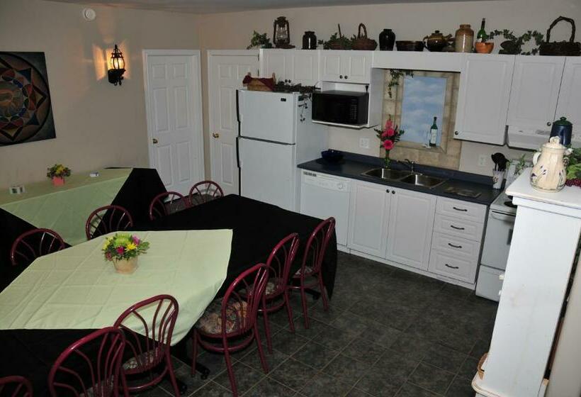 Comfort 3 Pers. Værelse, Golden Pathways Retreat And B&b