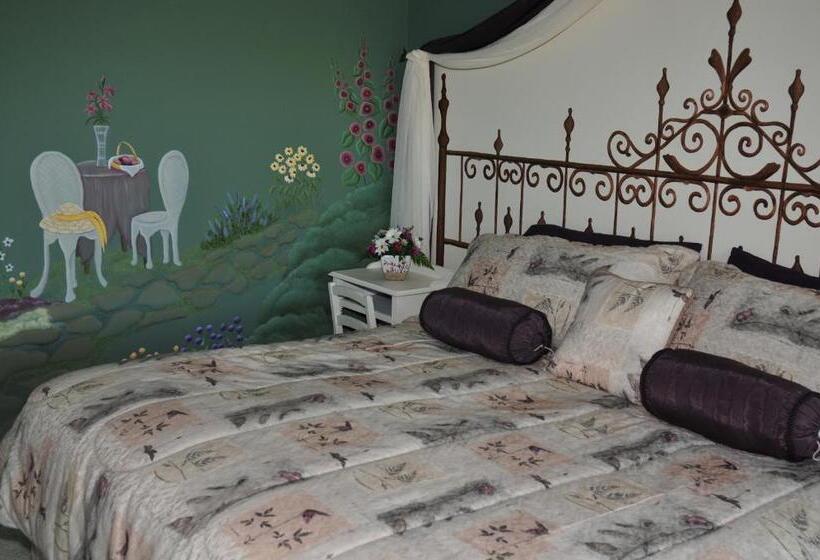 带大床的标准间, Golden Pathways Retreat And B&b