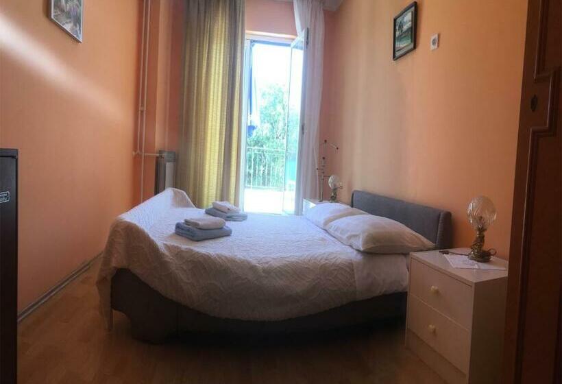 اتاق استاندارد, Guesthouse Villa Manda