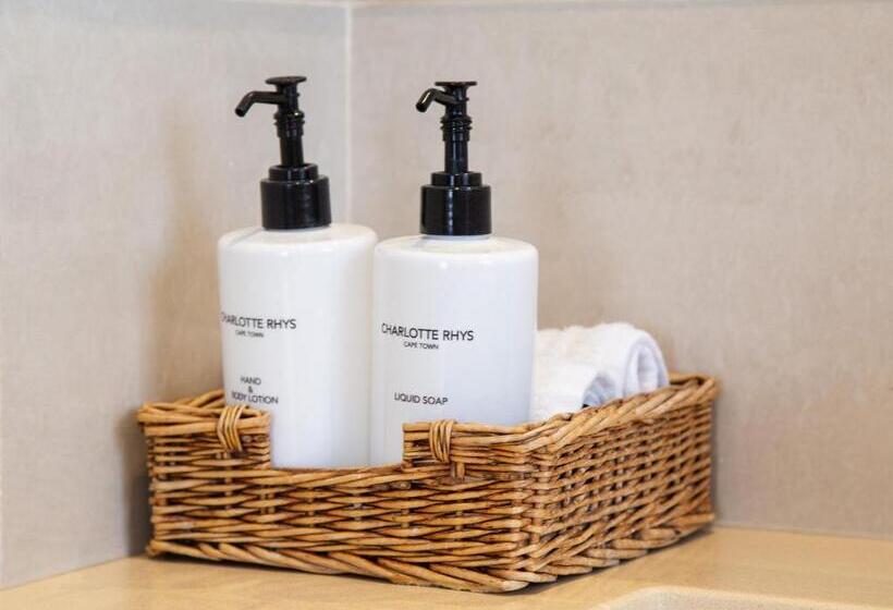 침실 2개 아파트, Marine Square Luxury Suites