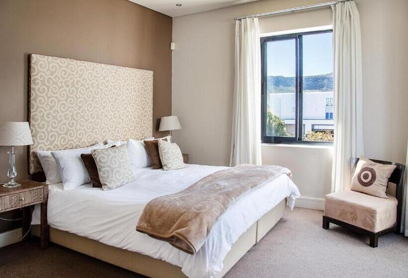 침실 3개 아파트, Marine Square Luxury Suites