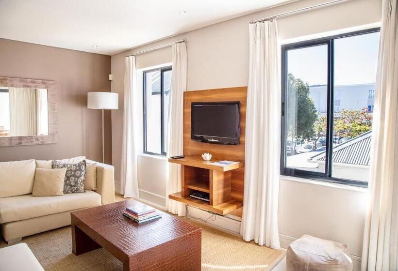 침실 3개 아파트, Marine Square Luxury Suites