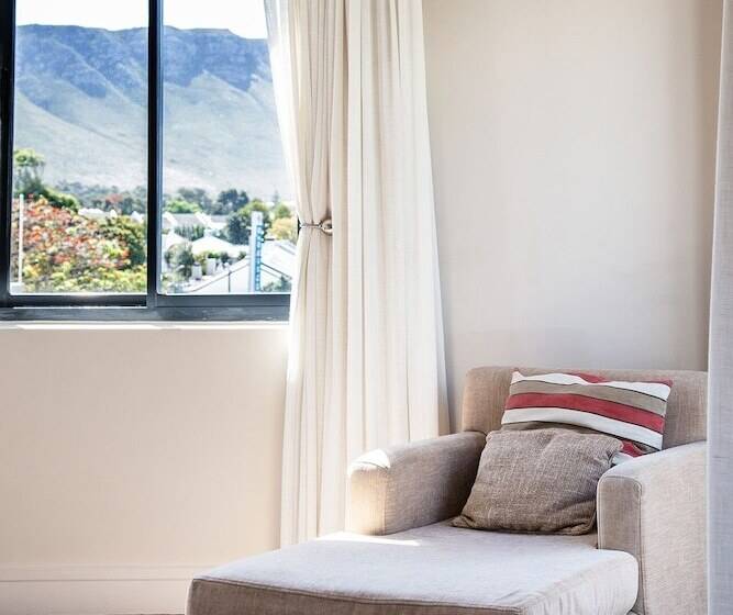 침실 2개 아파트, Marine Square Luxury Suites