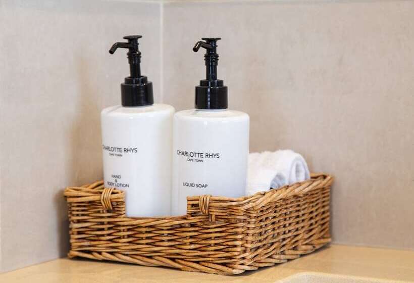 침실 2개 아파트, Marine Square Luxury Suites