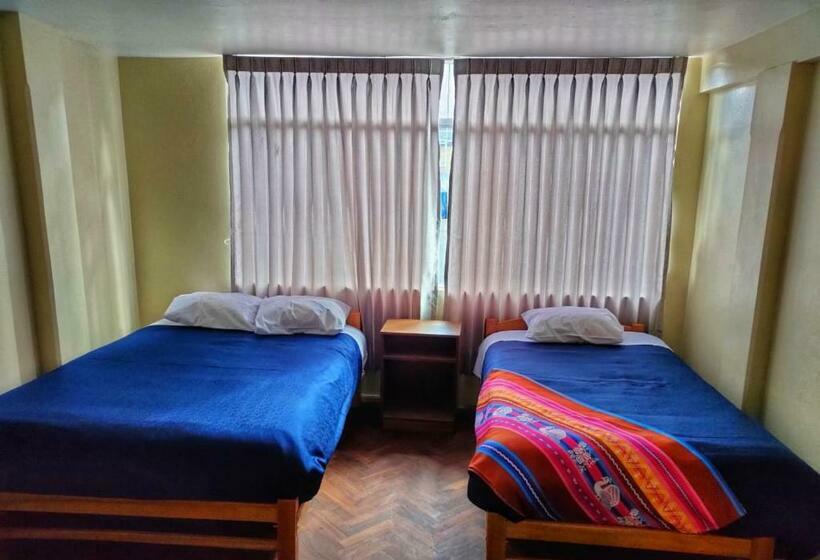 スタンダードトリプルルーム, Presidente Inn   Hostel