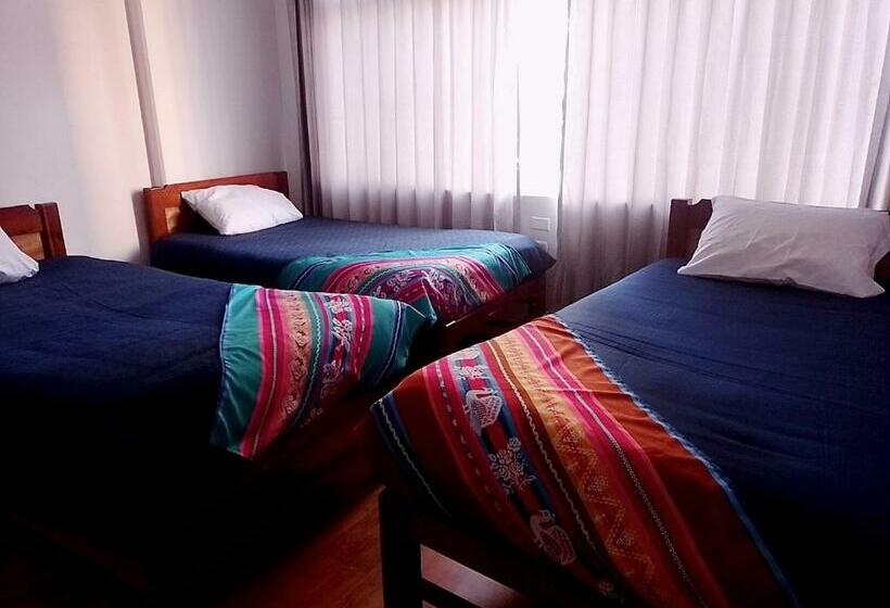 スタンダードトリプルルーム, Presidente Inn   Hostel