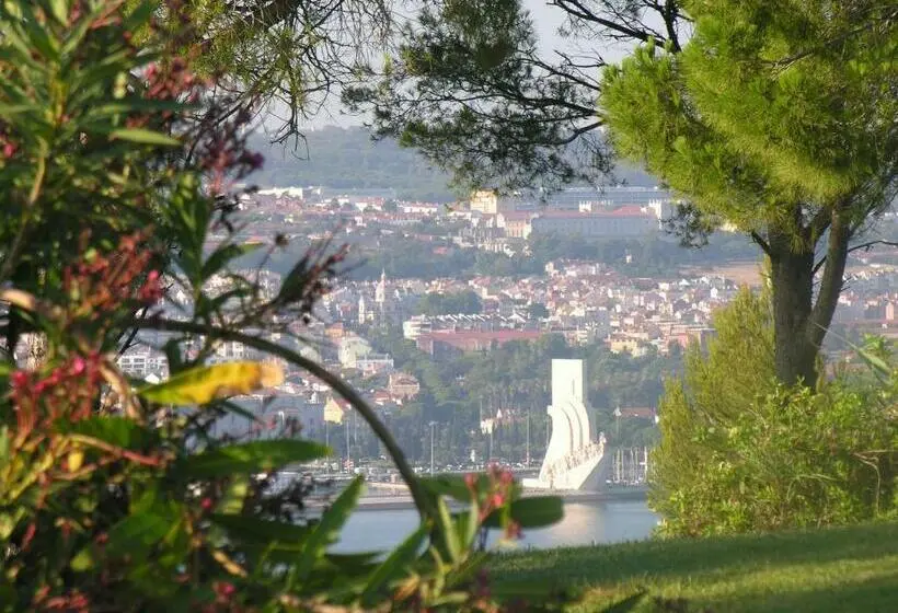 سوییت دوبلکس, Quinta Tagus