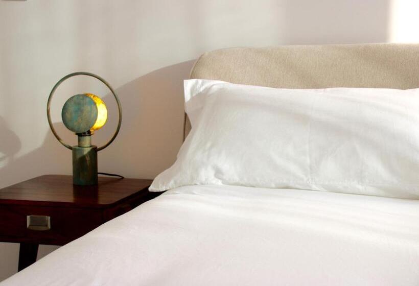 سوییت, Quinta Tagus