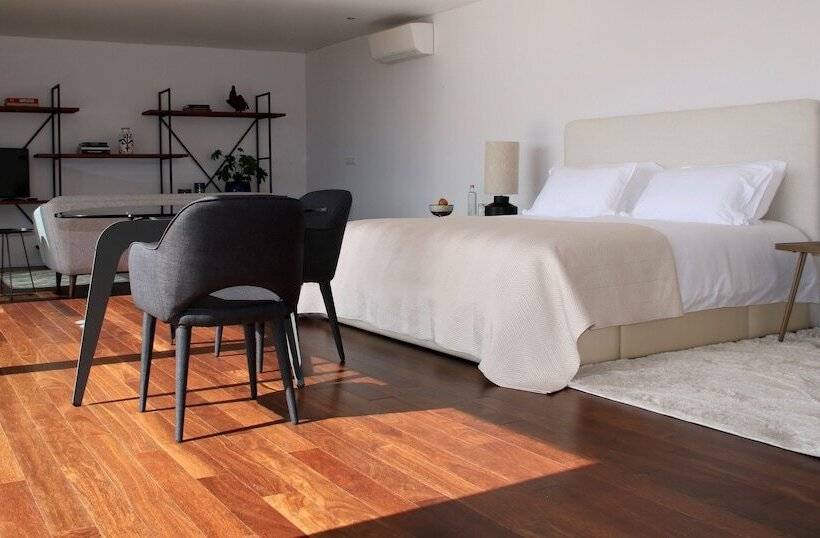 سوئیت با چشمانداز, Quinta Tagus