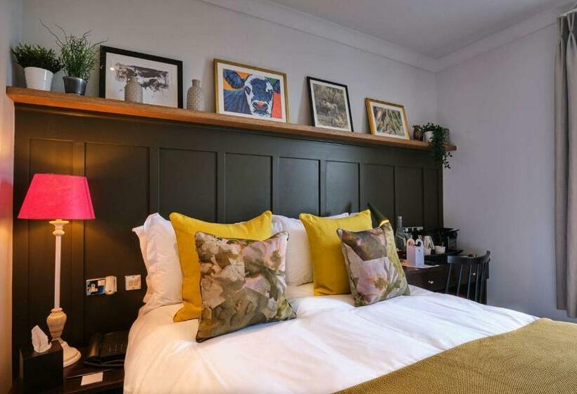 Номер Стандарт, The Bulls Head