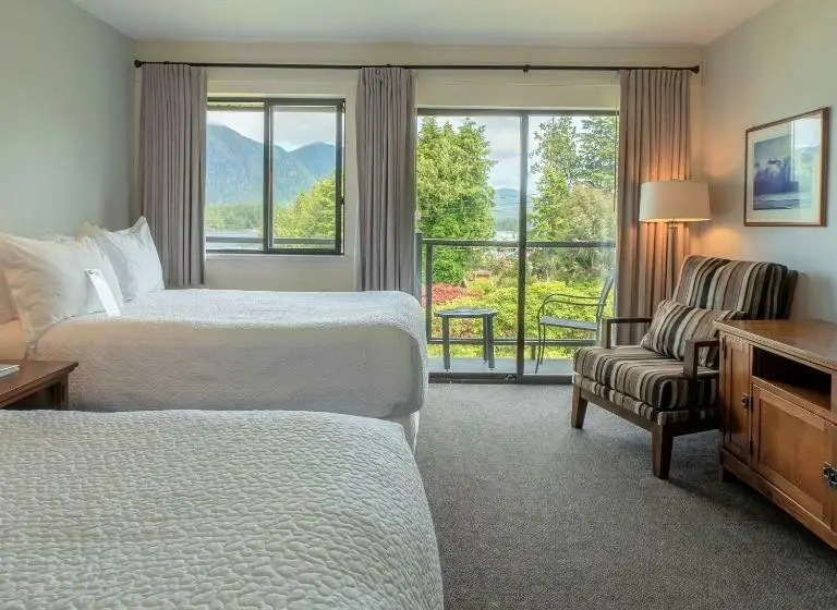 オーシャンビュースタンダードルームバルコニー付き, Tofino Motel Harborview