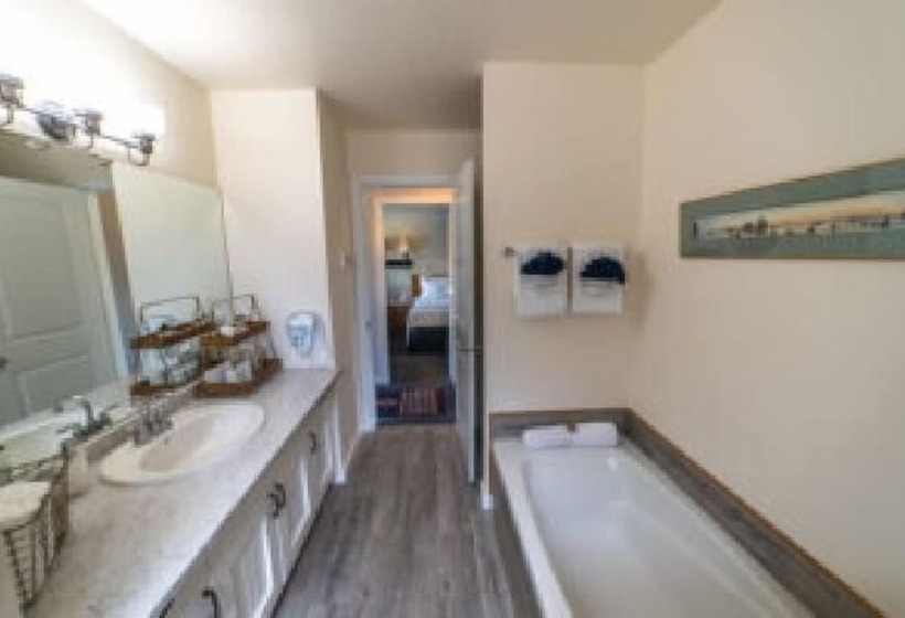 סוויטה עם נוף, Tofino Motel Harborview