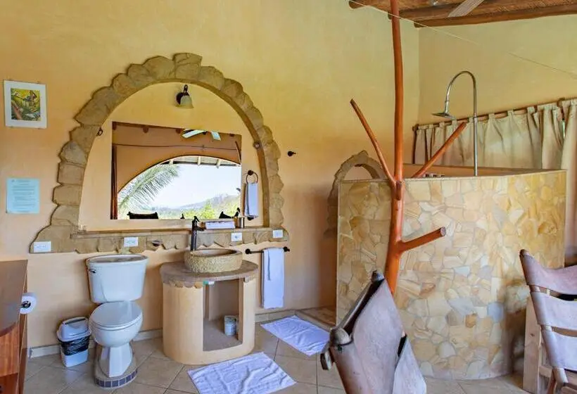 オーシャンビュースタンダードルーム, Villa Mango B&b