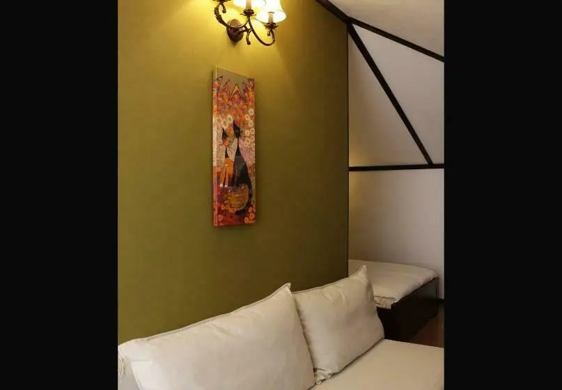 Standard-studio, La Livada