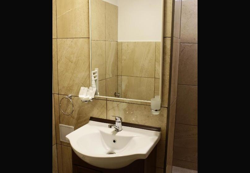 スタンダードルーム, La Livada