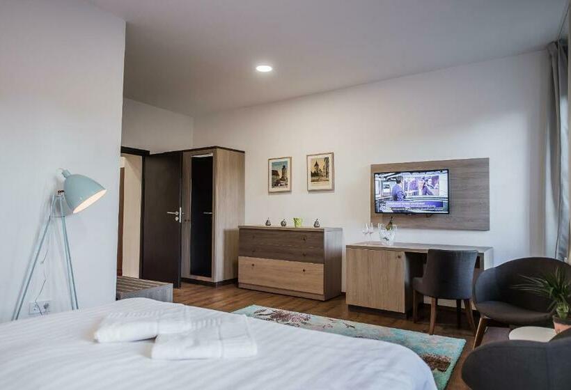 اتاق استاندارد, Teatro