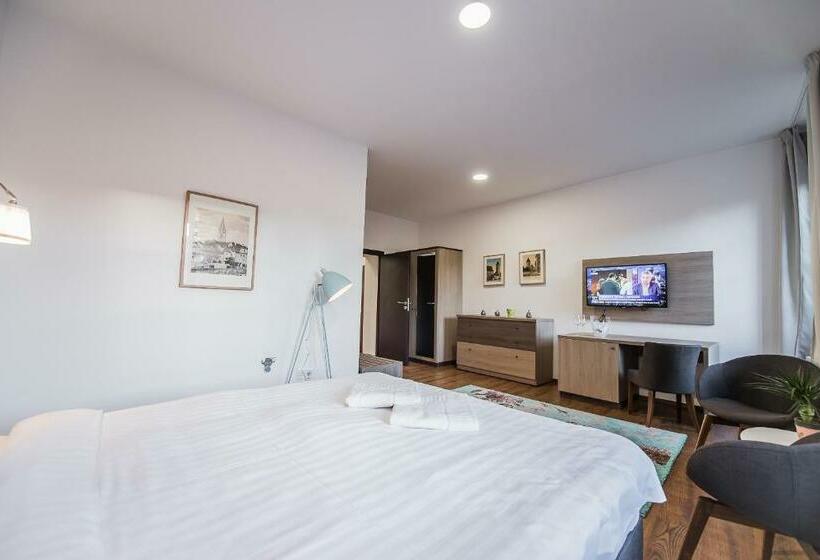 اتاق استاندارد, Teatro