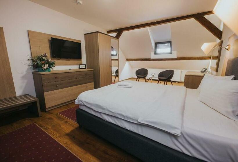 اتاق استاندارد, Teatro