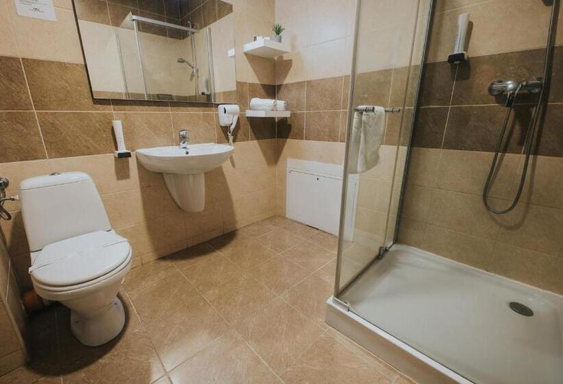 سوییت جونیور, Teatro