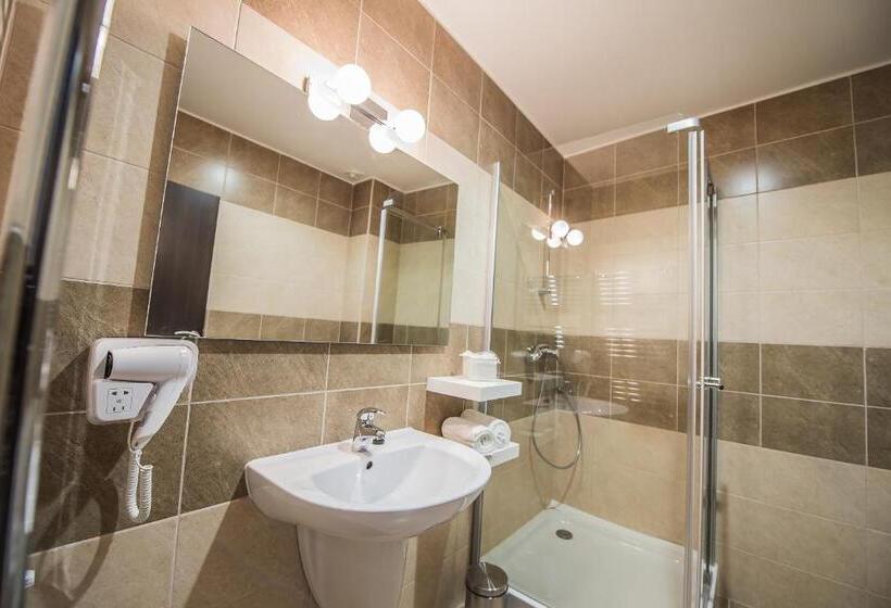 سوییت جونیور, Teatro