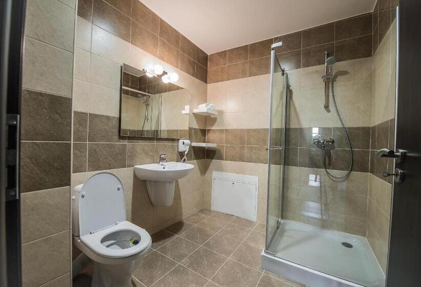 سوییت جونیور, Teatro