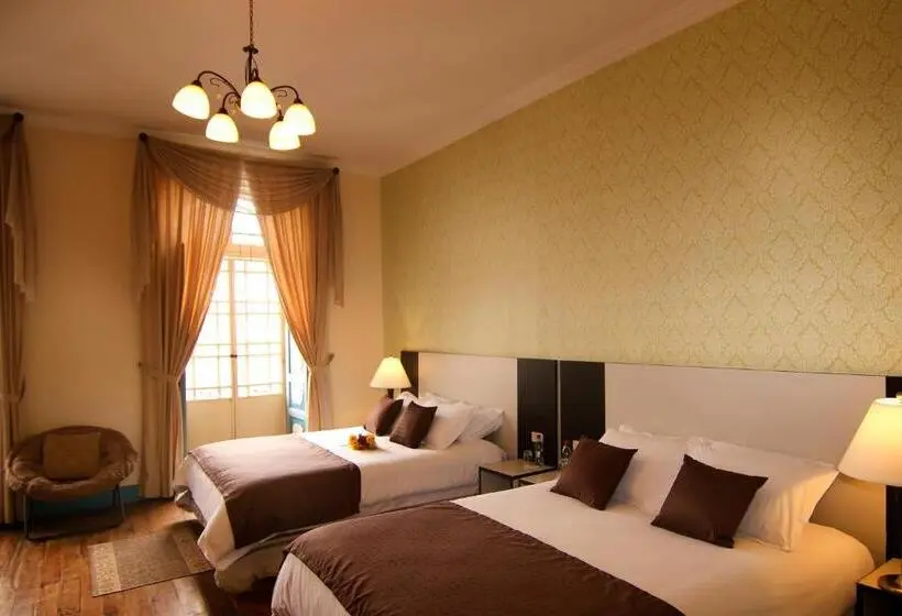 Perhesviitti, Del Parque Hotel & Suites