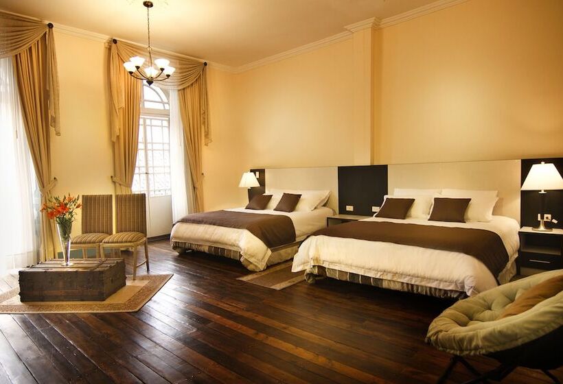 Quarto Quádruplo Estandar, Del Parque Hotel & Suites