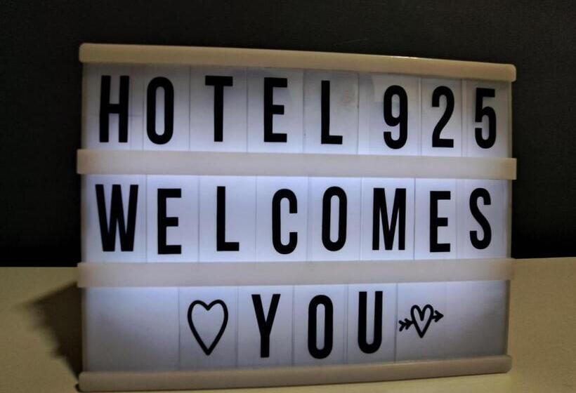 חדר סטנדרט יחיד, 9 25