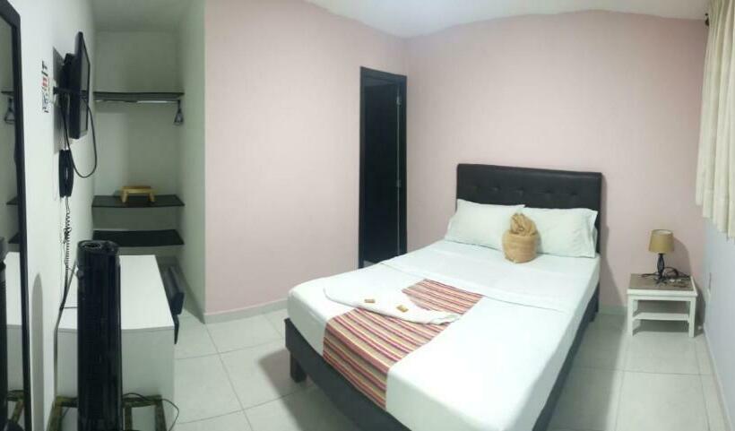 חדר סטנדרט, 9 25