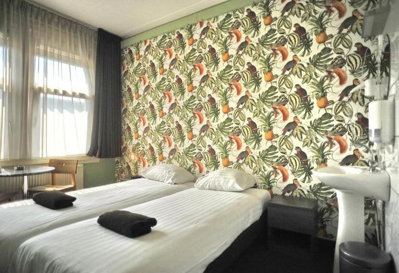 اتاق استاندارد, Abba