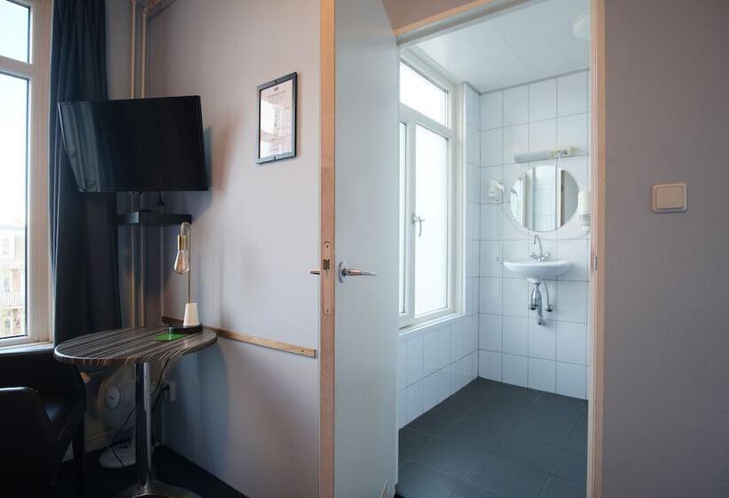Quarto Estandar Individual, Abba